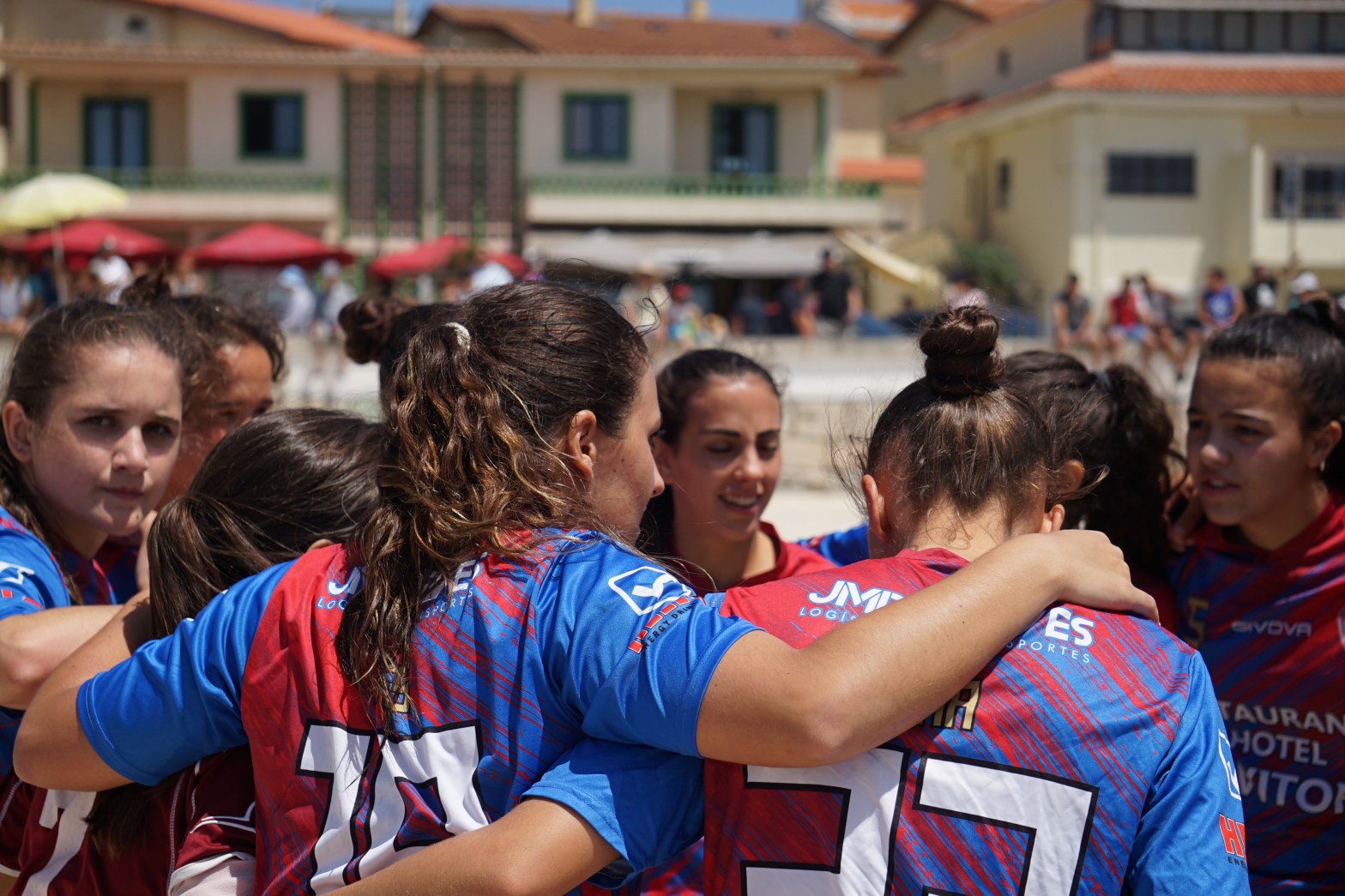 Equipa sénior feminina da ADS termina a época com 3º lugar no Troféu Distrital de Futebol de Praia